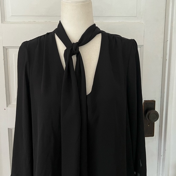 HD in Paris | Black Tie Neck Blouse - Picture 2 of 7